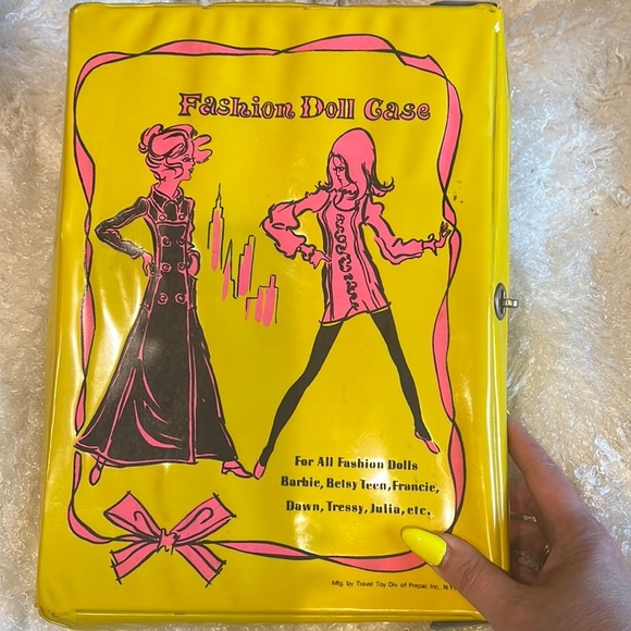 Mod era doll case - Picture 1 of 11